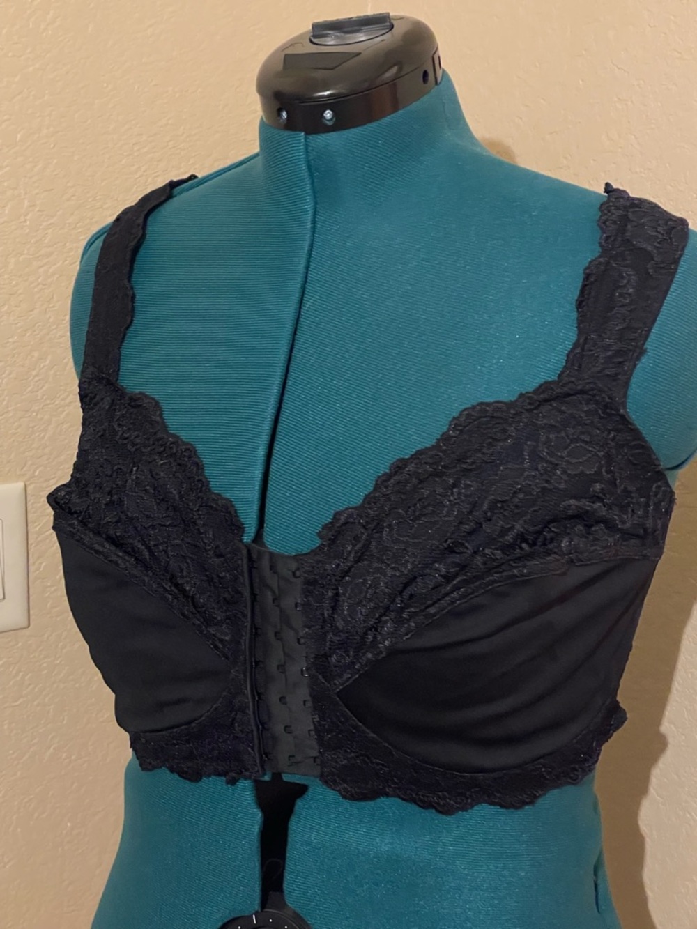 Comfort Choice Black Lace-Trim Front Closure Bra